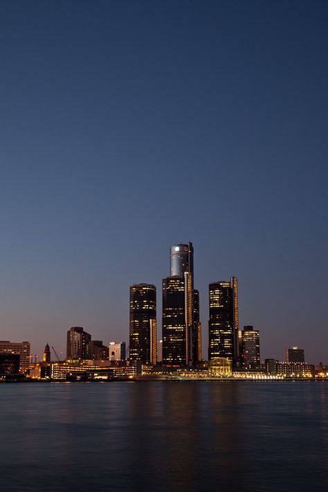 Detroit City Aesthetic, Downtown Detroit Aesthetic, Detroit Aesthetic City, Detroit Michigan Aesthetic, Detroit Aesthetic, Detroit Wallpaper, City Skyline Night, City View Night, 5th Avenue New York