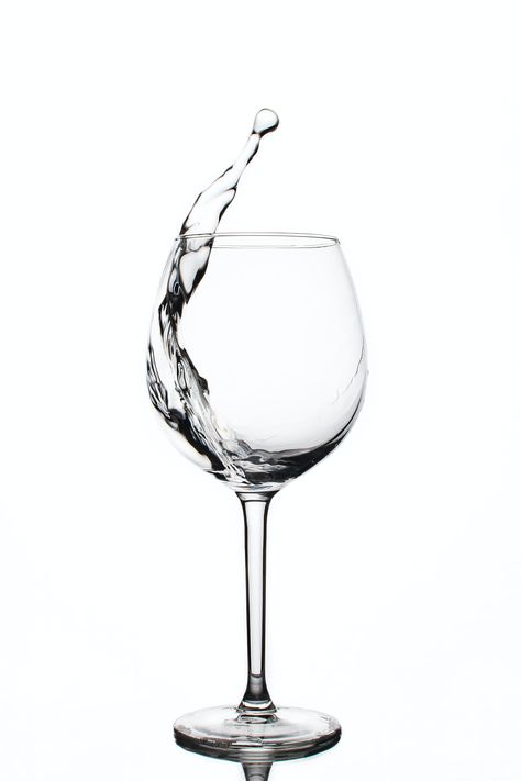 liquid in clear wine glass photo – Free Glass water Image on Unsplash Wine Glass Pictures, Wine Glass Images, Women Drinking, Blue Glass Bottle, Pouring Wine, Green Glass Bottles, Wine Clubs, Glass Pictures, Learn To Code