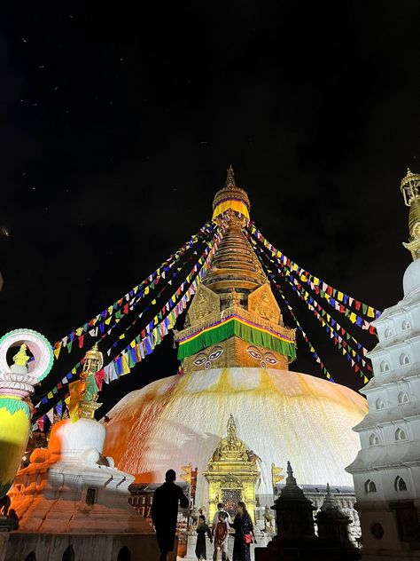 Beauty of Nepal Bouddha Stupa Nepal, Overseas Aesthetic, Stupa Buddha, 2000 Wallpaper, Couple Shadow, Buddha Art Drawing, Scenic Travel, Nepal Travel, Romanticizing Life