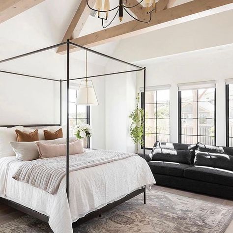 RESTORATION HARDWARE INSPO (@the.rh.effect) • Instagram photos and videos Tailored Style, Guest Bedroom Decor, Bedroom Size, Four Poster, Vintage Bedroom, Poster Bed, Living Room Shop, Canopy Bed, Guest Bedrooms