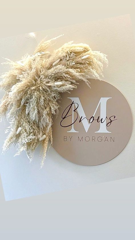 Stunning pampas, dried flower wall decor suitable for your salon logo or mirror, your home or for your wedding! This consists of fluffy pampas, dried, preserved and artificial flowers in neutral, colours. Please look at my other listings if you would like to add more colour and florals. It is really easy to install. 2x strong adhesive hooks will be supplied with it which you stick to the wall and hook onto the back of the piece. Size mini = 50cm wide Size medium = 70cm wide  Size large = 90cm wide  The piece in the main picture is size medium. Please message me if you're requiring it urgently and I will see what I can do 😊  Everything I make is handmade and therefore no two pieces are the same. The colours will match what you have ordered but different flowers maybe used depending on what Beige Salon Decor, Salon Flower Decor, Salon Selfie Wall, Flower Wall Salon, Home Salon Decor, Pampas Wall Decor, Home Beauty Room, Small Salon Designs, Salon Wall Decor