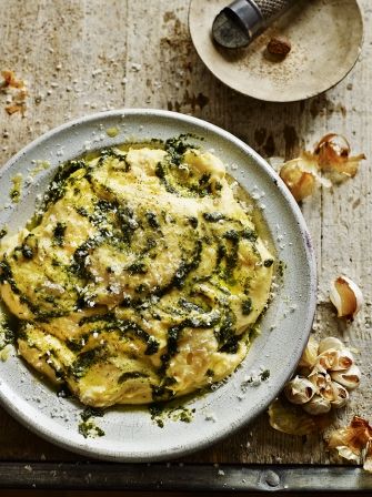 Creamy polenta with garlic and basil butter | Jamie Oliver Basil Butter, Polenta Recipes, Creamy Polenta, Gluten Free Sides Dishes, Roasted Meat, Idee Pasto Sano, Cereal Recipes, Jamie Oliver, Polenta