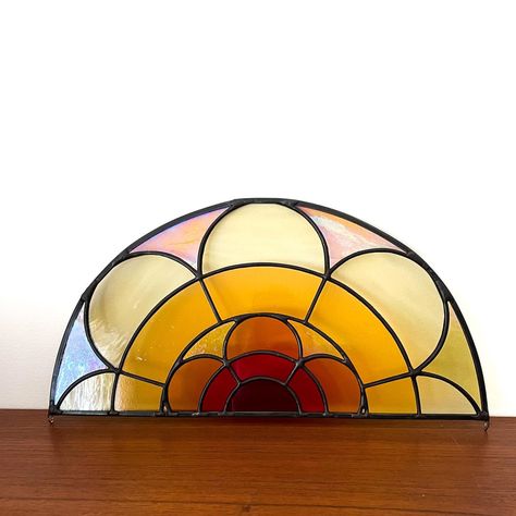 Stained Glass Traditional, Stained Glass Bowl, Retro Stained Glass Patterns, Minimal Stained Glass Art, Beginner Stained Glass Patterns, Modern Stained Glass Art, Stained Glass Wave, 70s Stained Glass Window, Window Designs