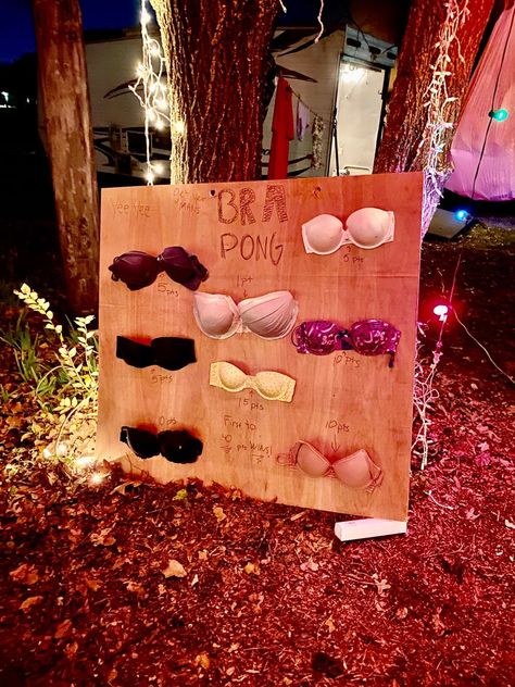 Trashy Party Ideas, Trashy New Years Party, Red Neck Wedding Ideas, Trailer Park Wedding, Trashy Wedding Party Theme, Frat Wedding Theme, Trailer Park Birthday Party, Trailer Park Decor, Frat Party Decor