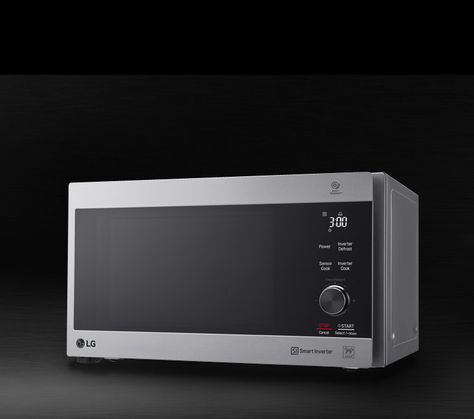 LG NeoChef MS4266OSS 42L Microwave Oven with Tempered Glass door. Features a compact and sleek minimalist design with LG Inverter technology. Korean Kitchenware, Mini Toaster, Lg Microwave, Oven Design, Apple Watch Wristbands, Tempered Glass Door, Microwave Ovens, Kitchen Appliance, 2020 Design