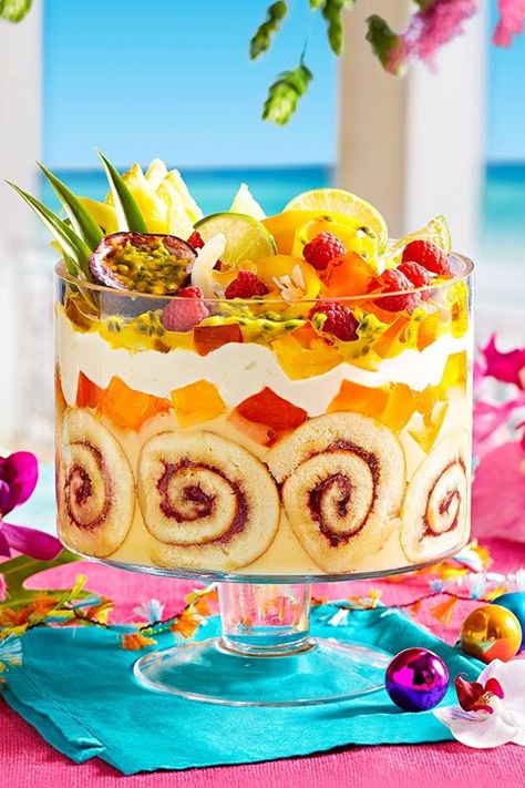 Traditional Trifle, Easy Dessert Idea, Easy Trifle, Pineapple Jelly, Trifle Recipes, Christmas Dessert Recipes, Dessert Oreo, Best Christmas Desserts, Trifle Dish