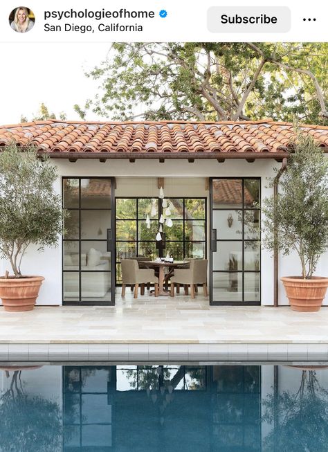 Modern Spanish Style Homes Black And White, Rectangle Home Exterior, Modern Spanish Laundry Room, Spanish Style Home Office, California Spanish Revival, Spanish Hacienda Living Room, Spanish Adobe Style Home, Modern Spanish Exterior, Spanish Mediterranean Interior