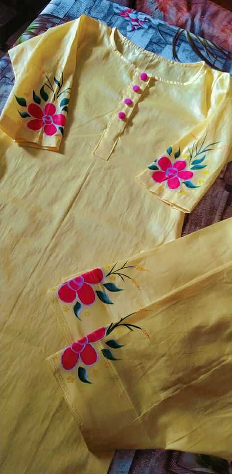 Suit Design For Women, Paint Suit Design For Women, Hand Painted Shirts, Designer Suits For Wedding, Paint Shirt, Fabric Colour Painting, Fabric Paint Shirt, Kurtis Design, Plain Yellow