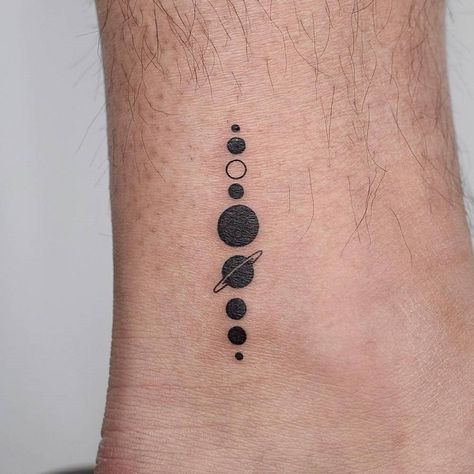 31 Best Solar System Tattoo Ideas 15 Astronomy Tattoo, Strawberry Tattoo, Solar System Tattoo, Ankle Bracelet Tattoo, L Tattoo, Planet Tattoos, Tattoo Minimalist, Tattoo Bracelet, Space Tattoo