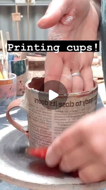 Monoprint On Clay, Printing On Ceramics, Monoprinting On Clay, Ceramic Monoprinting, Water Etching Ceramics, Underglazing Pottery, Ceramic Cup Designs, Sgrafitto Ceramics, Pottery Hacks