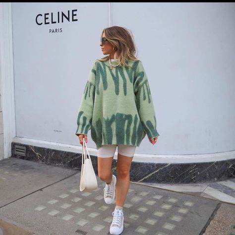 Kiwi & Co on Instagram: “THE jumper on THE girl 🌴🥬🥑🐢🍉🥗🧩🧃 Green Poplar paint spill jumper” Oversized Jumper Outfit, Crochet Shrug Cardigan, Paint Spill, Y2k Cardigan, Colors Hair, Jumper Outfit, Size 10 Models, Shrug Cardigan, Oversized Jumper