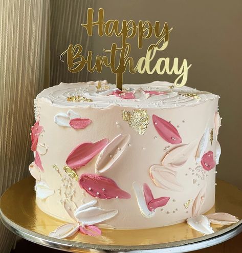 Pretty Cakes For Women Birthdays, Elegant Birthday Cakes For Women, Birthday Cake For Women Simple, Elegant Cake Design, Modern Birthday Cakes, Link Logo, Small Birthday Cakes, 25th Birthday Cakes, Elegant Cake