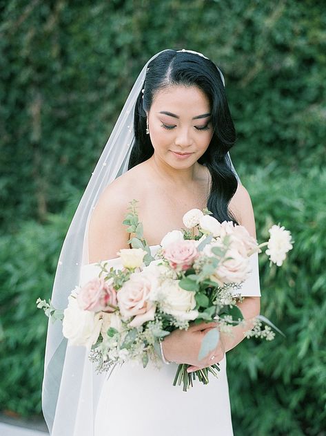 Classic romantic garden bridal bouquet in blush and cream and mauve tones. Jenny and Phuong’s Wedding – The White Wren White Blush Bouquet, White And Blush Bridal Bouquet, Garden Bridal Bouquet, Summer Wedding Flowers Centerpieces, Cream Wedding Bouquet, Honeysuckle Flowers, Wedding Flowers Wildflowers, Blush Bouquet Wedding, Bridal Bouquet Summer