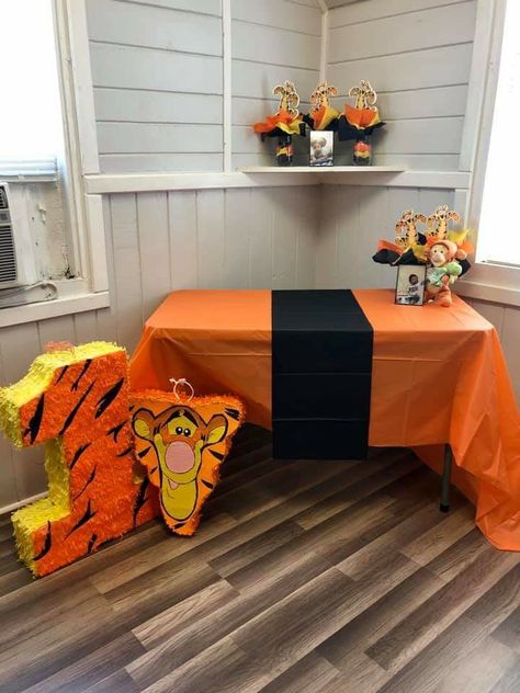 Tigger Birthday Party Decorations, Tigger Birthday Party Ideas, Tigger Themed Birthday Party, Tigger Birthday Party, Tigger Party, Tigger Birthday, Pooh Birthday, Party Decor Ideas, Second Birthday