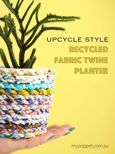 Make a Recycled Fabric Twine Planter Fabric Planters, Recycled Planters, Fabric Twine, Distressed Tshirt Diy, Upcycled Planter, Upcycle Crafts, Upcycle Plastic, Upcycle Crafts Diy, Distressed Tshirt