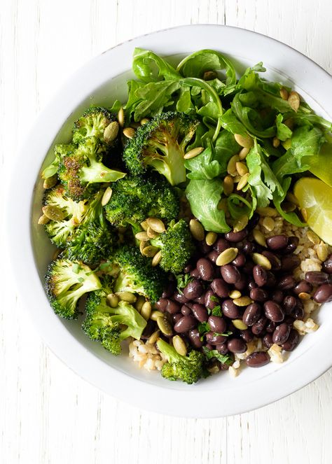 Broccoli Taco Bowl, Quinoa Bowl With Broccoli, Broccoli Rice Bowl Vegetarian, Broccoli Buddha Bowl, Brocolli Quinoa Recipes, Vegan Brown Rice Bowl, Cucumber Pasta Salad, Orzo Pasta Recipes, Fall Veggies