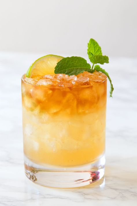 Mai Tai Recipe, Cocktail And Mocktail, Tiki Cocktails, Light Rum, Rum Cocktail, Mai Tai, Dark Rum, Mocktail Recipe, Cocktail Making