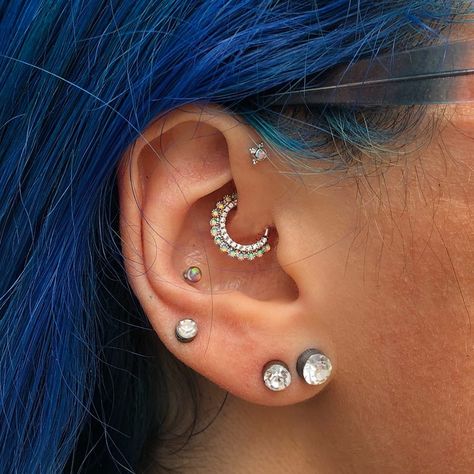 Opal Daith & Forward Helix Combo Anti Helix, Anti Helix Piercing, Piercing Daith, Forward Helix Piercing, Cool Ear Piercings, Forward Helix, Daith Piercing, Helix Piercing, Body Modifications