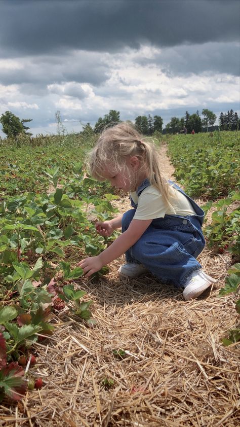 Good Mother, Dream Future, Future Mom, Future Family, Girl Mom, Our Future, Future Life, Future Kids, Farm Life