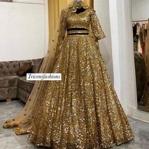 Sequins Lehenga Choli, Sequins Lehenga, Golden Lehenga, Sequence Lehenga, Kids Lehenga Choli, Beautiful Lehenga, Wedding Dress Crafts, Blouse Indian, Bollywood Lehenga