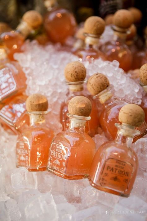 Mini Patron Bottle Drinks, Mini Patron Cocktails, Drink Tables Party, Fiesta Themed Party Outfit, Mini Patron Bottles Wedding, Cocktail Party Buffet Ideas, Cocktail Party Set Up Ideas, Garden Party Cocktails, Cocktail Party Ideas Elegant