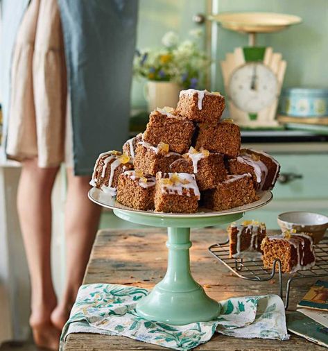 Double-ginger parkin recipe | Sainsbury`s Magazine Parkin Recipes, Traybake Recipes, Fridge Cake, Easy Cakes, British Recipes, British Desserts, Afternoon Tea Recipes, Tray Bake Recipes, 2024 Recipes