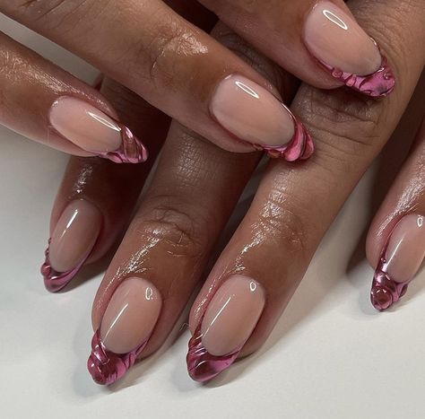 Nails Pink Chrome, Red Almond Nails, Italy Nails, Almond Nails Pink, Coquette Nails, City Nails, Vibrant Nails, Simple Acrylic Nails, Classy Acrylic Nails