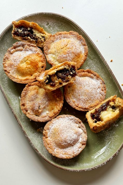 Mince Pie Recipe | Myriad Recipes Traditional Mincemeat Pie, Minced Pie, Mince Meat Pie, Mincemeat Tarts, Claire Keegan, White Bean Sausage Soup, Mince Pie Filling, Mincemeat Recipe, Homemade Mince Pies