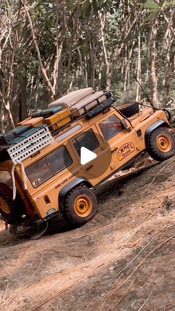 427 likes, 6 comments - beryl.rc el August 2, 2024: "Please visit the full video on the Beryl.Rc YouTube channel or link on profile.

Scale Land Rover DEFENDER D110 Rc 1/10 Off Road Adventure | Camel Trophy
.
.
.
.
.
Detail spec :

Hard body rcdream defender 1/10
Kit austar wb 313
Esc hobbywings 1060
Remote dumborc
Servo spt 35kg
Velg 1.9 beadlock metal GRC brand
Tyre leopard 97mm 
Roofrack custom
Motor 35T

if you like my post, please like, comment and follow to enjoy the next post.

greetings Old Land Rover, Land Rover Defender Custom, Defender Land Rover, Accessoires 4x4, Camel Trophy, Rc Off Road, Rc Hobbies, Road Adventure, Land Rover Defender 110