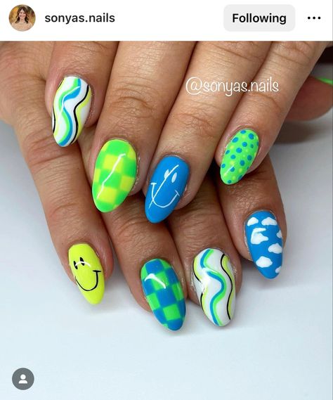 Bright Unique Nails, Summer Retro Nails, Happy Summer Nails, Funky Nails 2024, Fun Crazy Nails, Funky Summer Nails 2024, Fun Almond Nails Art Designs, Bright Summer Nails Designs 2024, Summer Funky Nails