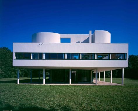 Ronchamp Le Corbusier, Le Corbusier Villa Savoye, International Style Architecture, Corbusier Architecture, Le Corbusier Architecture, Villa Savoye, Walter Gropius, Zaha Hadid Architects, Modern Deco