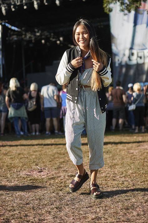 New Doc's Sandals: Dr. Martens Voss leather sandals at MusicFestNW. Dr Martens Voss Outfit, Styling Dr Martens Sandals, Dr Martin Sandals Outfit, Dr Martens Voss, Martens Sandals, Dr Martens Sandals, Doc Martens Outfits, Martens Outfit, Doc Martens Style