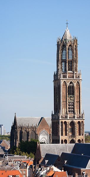 The Dom Tower in Utrecht, the Netherlands is one of the best known landmarks of this country. This gothic tower is the highest church tower (112,5 metres/368 feet) in the Netherlands and was built between 1321 and 1382 as part of the Cathedral of St. Martin. Gothic Tower, Tower Models, Medieval Tower, Gothic Buildings, Gothic Castle, Gothic Cathedrals, Castle Tower, Gothic Cathedral, Gothic Church