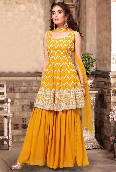 Yellow Salwar Suit Designs Sarara Dress, Sharara Suit Designs, Mayon Dresses, Salwar Design, Georgette Suits, Kameez Design, Palazzo Dress, Georgette Sharara, Embroidered Suits