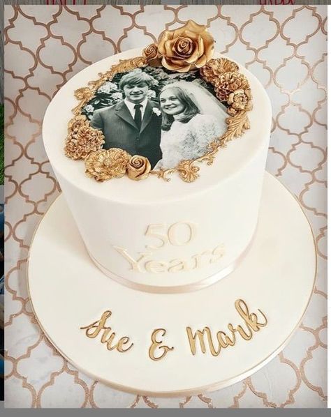 50th Golden Anniversary Cake, Small 50th Anniversary Cakes, 35th Anniversary Cake, Cakes For 50th Wedding Anniversary, 50 Th Anniversary Cake Ideas, 50 Years Marriage Anniversary, Cake For 50th Anniversary, 50 Year Anniversary Cake, Golden Anniversary Cake Ideas