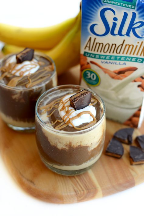 Peanut Butter Cup Smoothie, Protein Breakfasts, Healthy Peanut Butter Cups, Peanut Butter Banana Smoothie, Fit Foodie, Healthy Shakes, Healthy Peanut Butter, Peanut Butter Cup, Healthy Chocolate