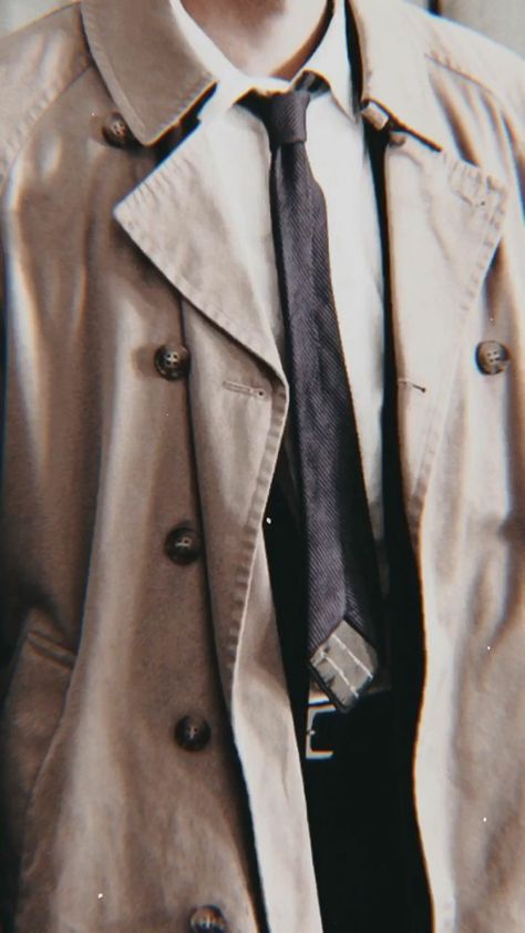 Castiel Lockscreen, Castiel Wallpaper Aesthetic, Supernatural Castiel Wallpaper, Misha Collins Wallpaper, Castiel Pfp, Castiel Wallpaper, Castiel Aesthetic, Castiel Fanart, Supernatural Drawings