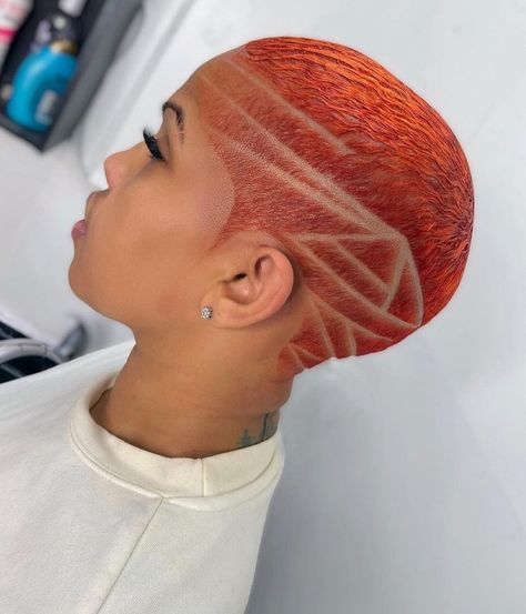 Women With Fades, A Fade Haircut, Fade Haircut Women, Low Cut Hairstyles, Fade Haircut Designs, Haircut Ideas For Women, Short Hair Designs, Shaved Hair Cuts, Short Shaved Hairstyles