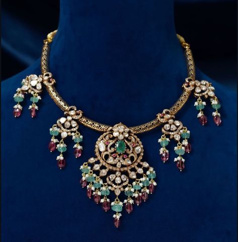 Victorian Kante Jewellery, Kanta Necklace Designs, Ornate Kundan Necklace With Cutdana, Ornate Cutdana Bridal Necklace For Festive Occasions, Victorian Jewelry Choker Indian, Kundan Jewellery Bridal, Bridal Necklace Designs, Choker Necklace Designs, Antique Gold Jewelry Indian