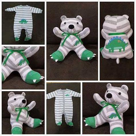 baby onesie outfit turned into a memory bear Keepsake Teddy Bear, Memory Bears Pattern, Patron Vintage, Baby Keepsakes, Stuffed Bear, Children Toys, Memory Bear, Quilt Baby, A Teddy Bear