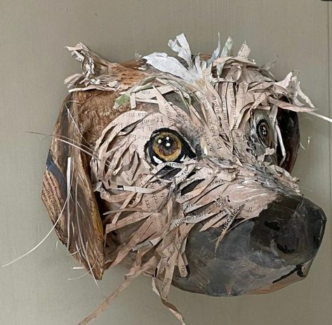 Paper Plate Decorations, Summer School Art Projects, Paper Sculpting, Cardboard Art Sculpture, Paper Mache Projects, Paper Mache Animals, Classroom Art Projects, Cardboard Sculpture, Paper Mache Sculpture