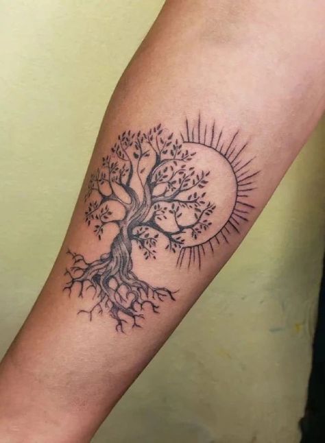 Women Tree Tattoo, Tree Tattoo Ideas, Tree Tattoo, A Tattoo, A Tree, Tree Of Life, Body Art, Tattoo Ideas, Tattoos