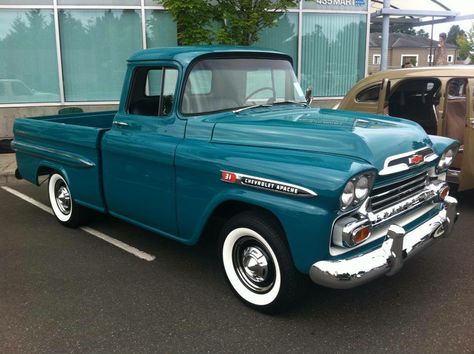 Chevrolet Apache Chevy Trucks Older, Chevy Apache, Hot Trucks, Chevrolet Apache, Studebaker Trucks, Vintage Pickup Trucks, Custom Chevy Trucks, Old Pickup, Chevy Pickup Trucks