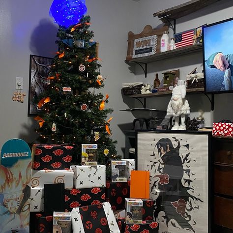 Naruto Christmas Tree Naruto Christmas Tree, Japanese Christmas Tree, Anime Christmas Tree, Naruto Christmas, Anime Christmas, Future Apartment Decor, Future Apartment, Manga Collection, Christmas 2024