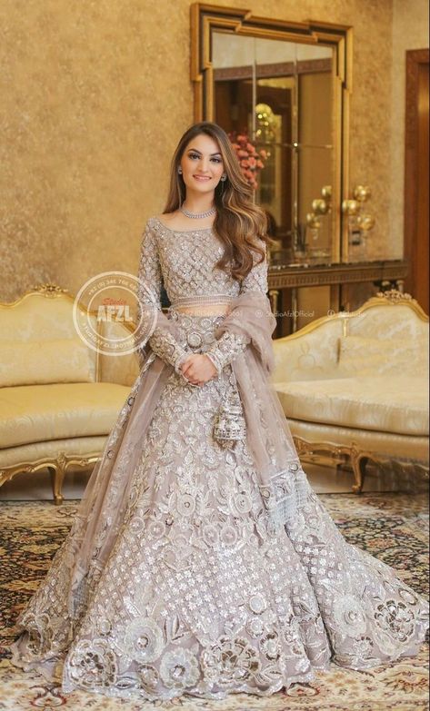 reception outfits, bridal outfit ideas, bridal lehenga, reception lehenga, engagement glow, reception function, brides in lehenga, trending, trending reception outfits, bridal ideas, lehenga ideas, bridal gown ideas, bridal inspo, weddings, indian weddings Engagement Dress For Bride, Bride Reception Dresses, Hairstyles For Gowns, Engagement Gowns, Reception Outfit, Desi Wedding Dresses, Heavy Dresses, Asian Bridal Dresses, Latest Bridal Dresses