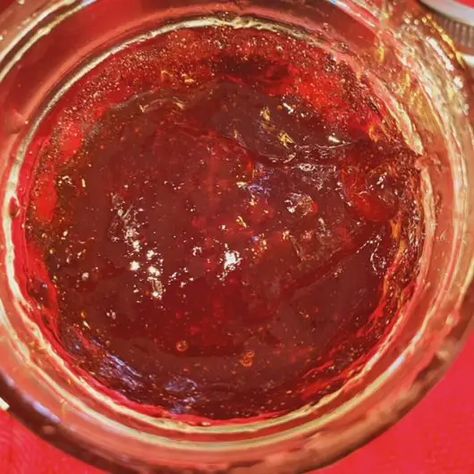 Gingerbread Jelly, Christmas Morning Breakfast, Jelly Recipes, Home Canning, On Toast, Jams & Jellies, Cake Roll, Morning Breakfast, Apple Juice