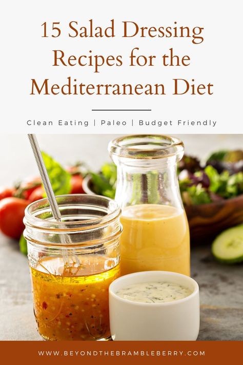 Mediterranean Sauces, Mediterranean Breakfast Recipes, Mediterranean Salad Dressing, Homemade Salad Dressing Recipes, Homemade Salad Dressings, Diet Salad, Mediterranean Diet Food List, Mediterranean Recipes Healthy, Recipes Mediterranean