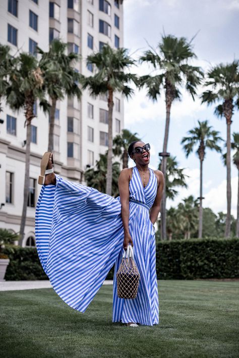 Atlanta blogger Monica Awe-Etuk wearing jcrew wide leg halter jumpsuit, white sandals, d&g black cat eye sunglasses and staud bag White Flat Sandals, My Birthday Month, Jumpsuit White, Mode Kimono, Black Bloggers, Fashion Blogger Outfit, Black Cat Eye Sunglasses, Halter Jumpsuit, White Flat