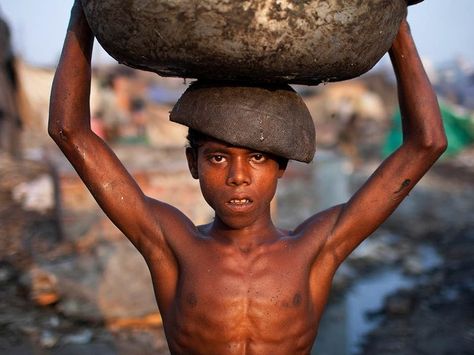 Child Labour Labor Photos, Documentary Portrait, Child Worker, Innocence Lost, Buddha Art Drawing, Beautiful Decay, Child Labour, Emotional Photos, Design Publication