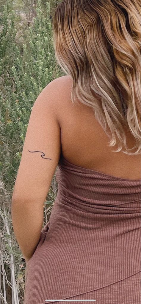 Wave Spine Tattoos For Women, Wave Spine Tattoo, All Waves Eventually Pass Tattoo, Wave Tattoo Arm, Wave Tattoo Side Ribs, Sine Wave Tattoo, Wave Tattoo Location, Wave Tattoo Sleeve, Freedom Tattoo